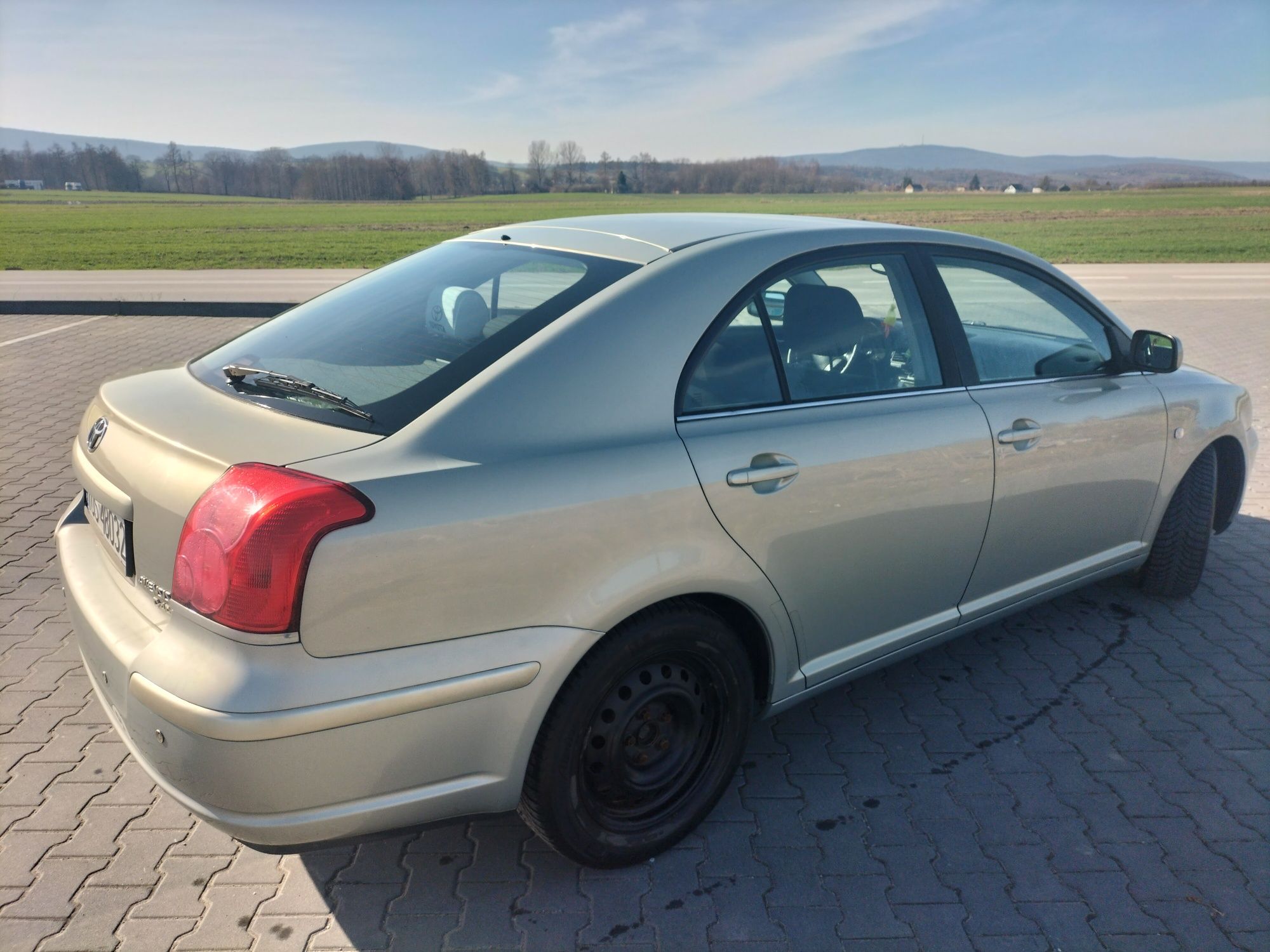 Toyota Avensis D4D 2.2 150km Salonowa Nowe opony Doinwestowana Zamiana