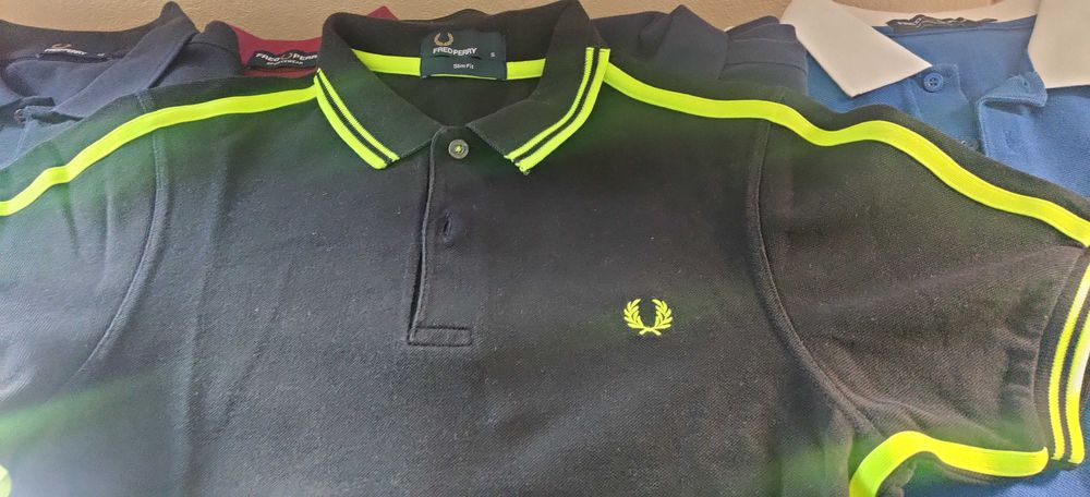 9 polos XS Fred Perry como novos