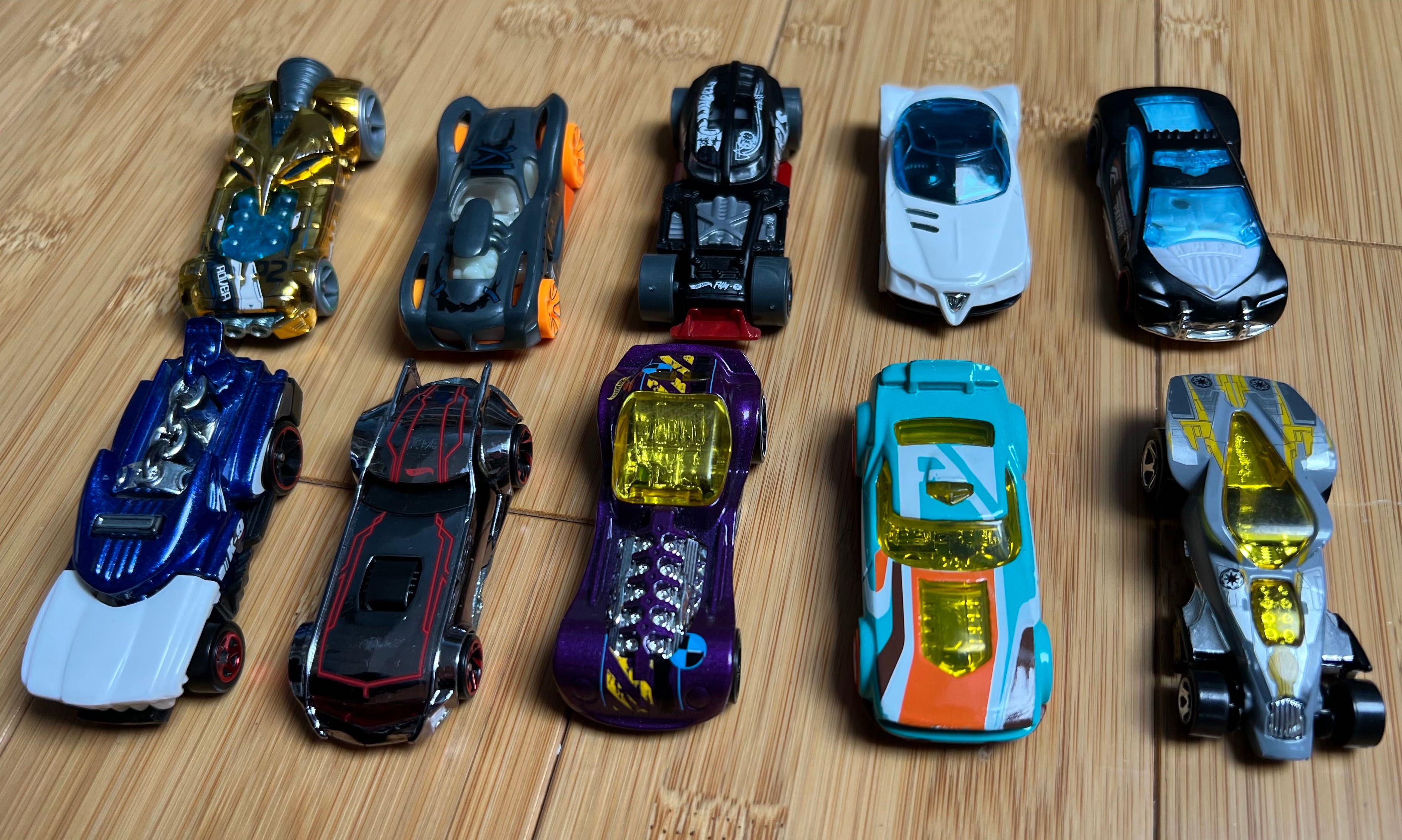 Autka Hot Wheels 18 sztuk - Zestaw Nr 3