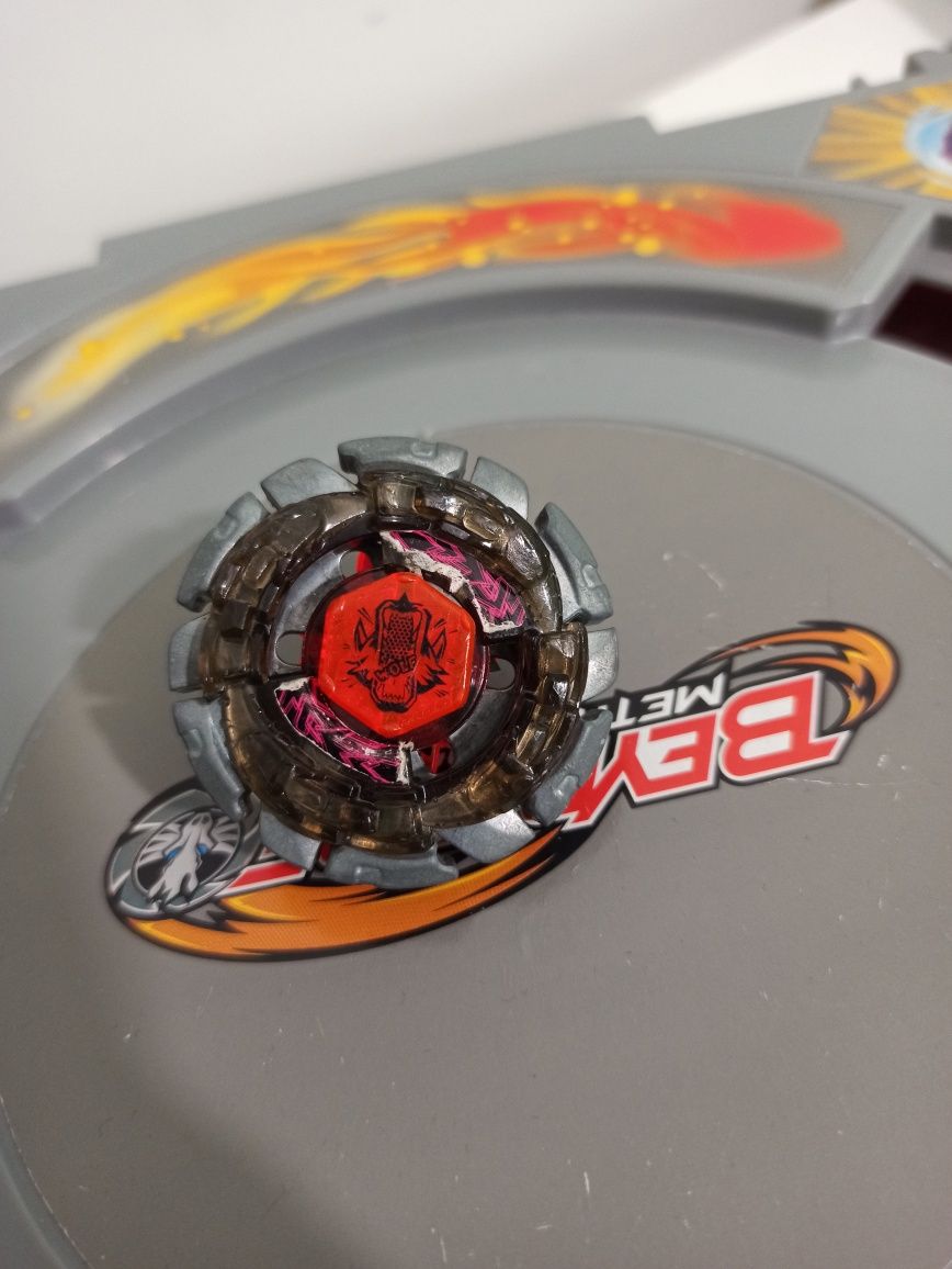 Dysk Beyblade Dark Wolf DF145 FS