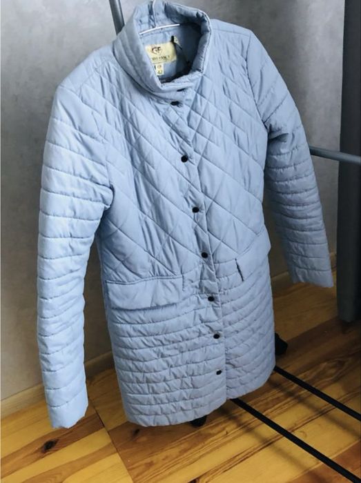 Пальто ідеальнйи стан , осінь- весна