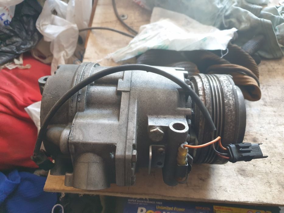 Компрессор кондиционера X5 E70 35d 35 E71 64529185146