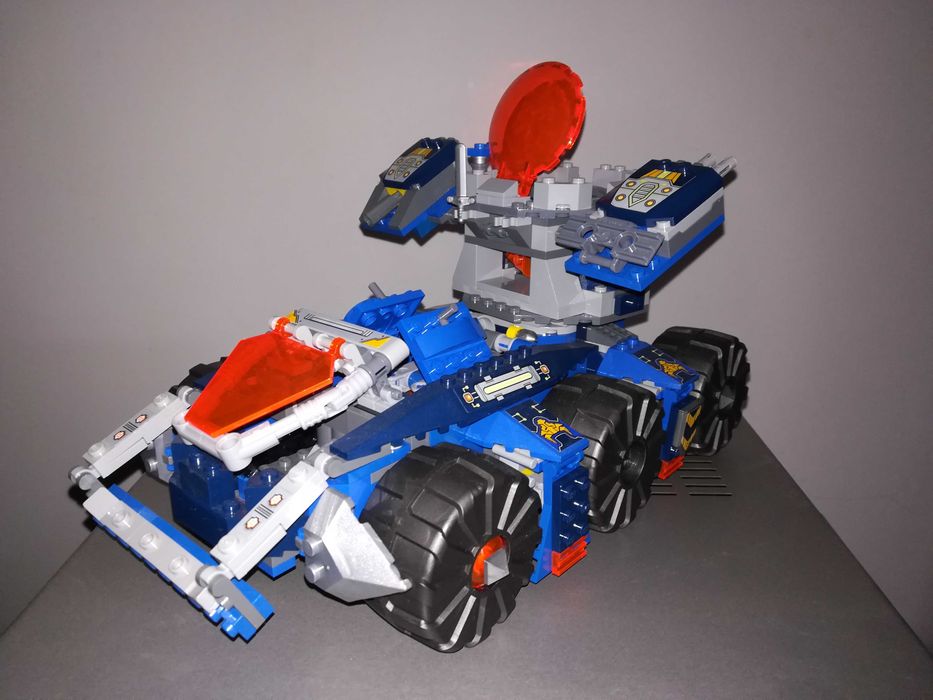 Lego Knights 70322