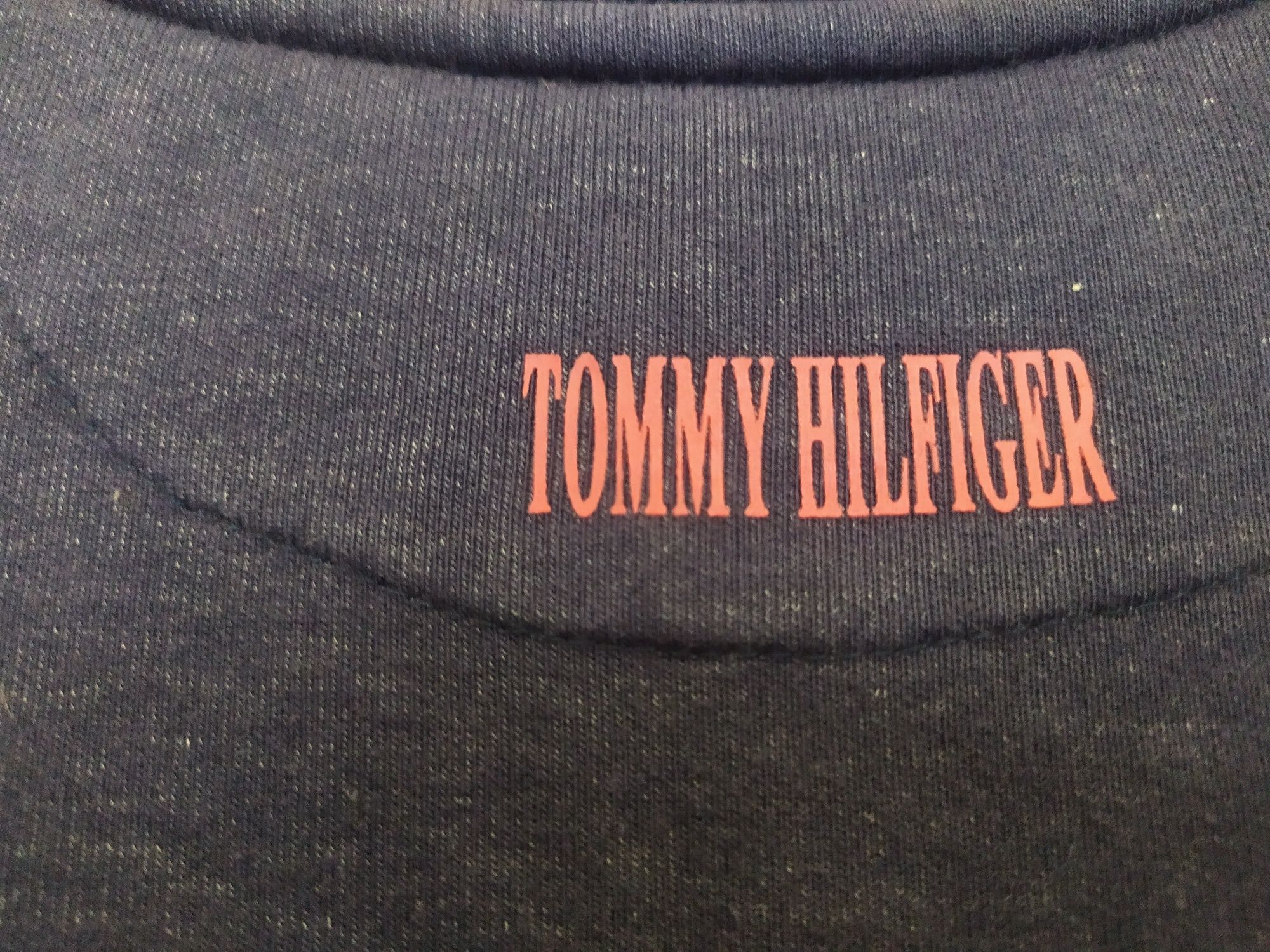 Продам кофту Tommy Hilfiger