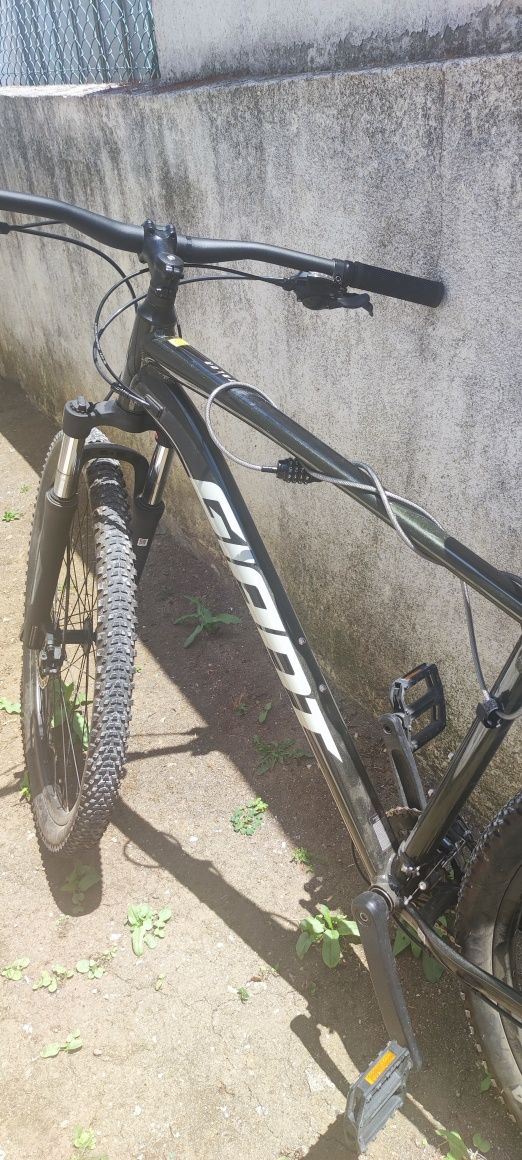 Bicicleta MTB Giant ATX 2021