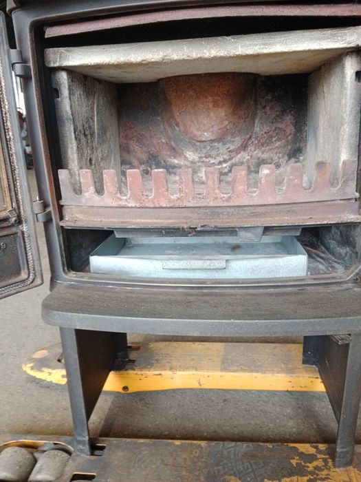 Kominek wolnostojący , koza , piec na drewno MORSO , 6 kW