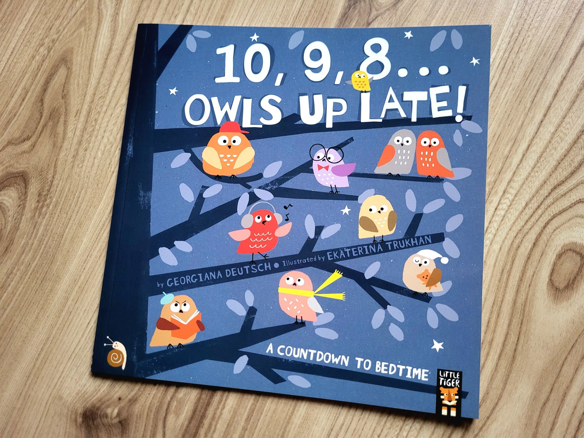 10, 9, 8… Owls Up Late! opowieść na dobranoc czytanka po angielsku