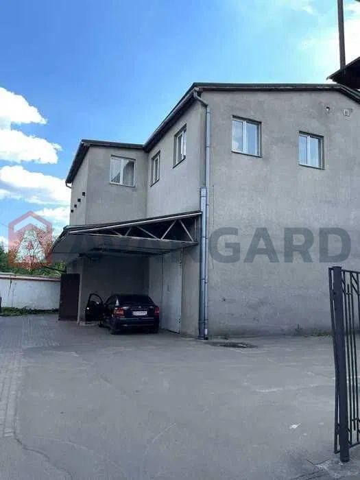 Продам виробничо - офісний комплекс. Дарниця.