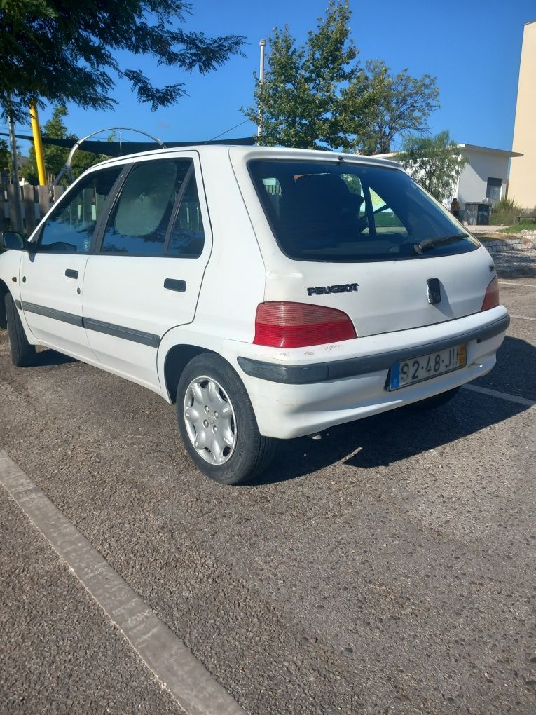 Peugeot 106 1.0 muito económico