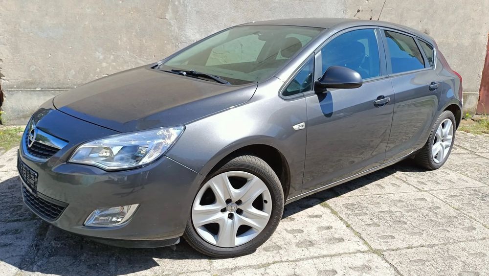 Opel Astra Astra 5drzwi 1.4ecoFLEX 101KM Klima Elektryka Tempomat Hak Bezwypadek