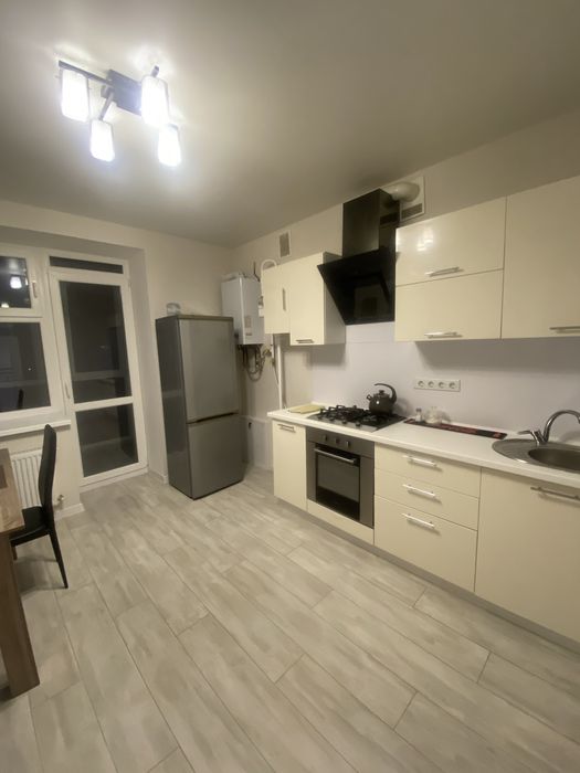 Подобова оренда 1 кімнатної квартири, район Академічний