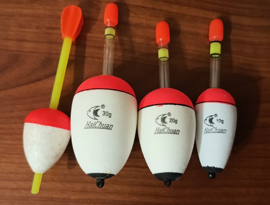 Zestaw spławików do żywca z blokadami