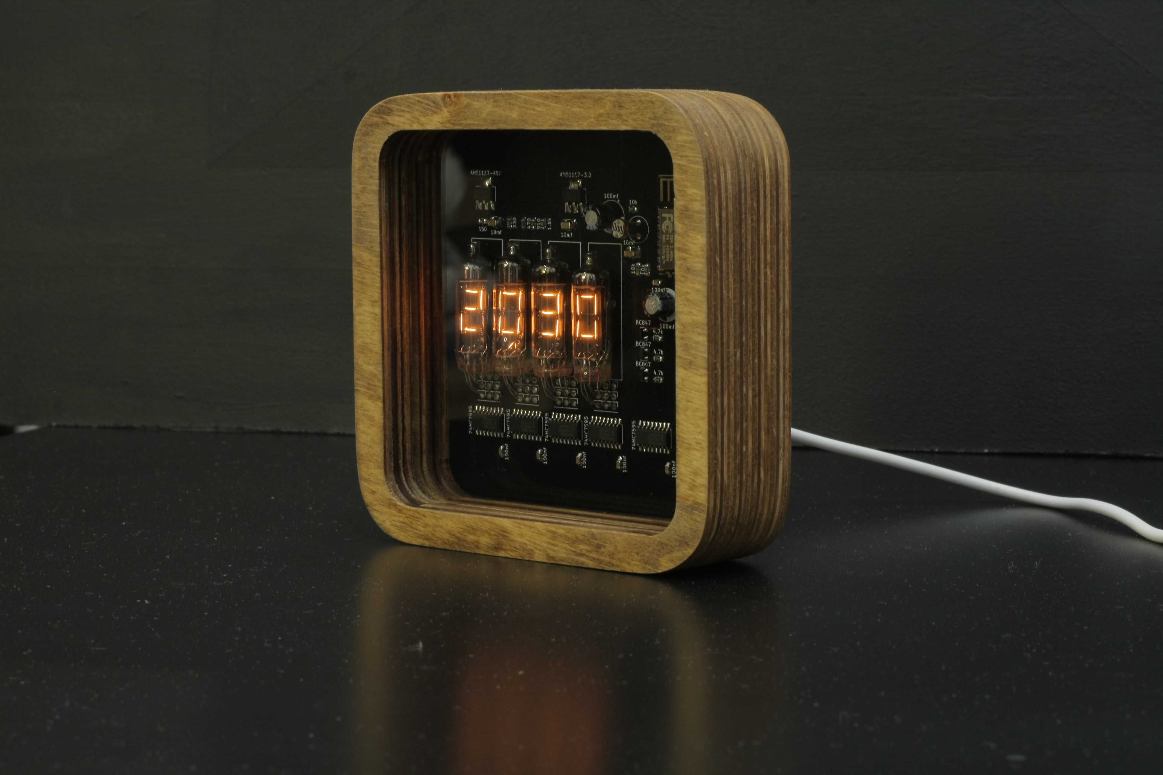 Nixie Clock Часы на лампах ИВ-16 , ИВ-9 нумитроны , Wi-fi clock