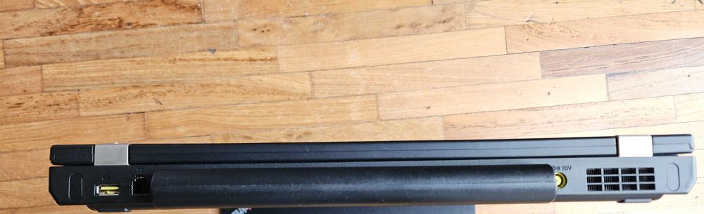 Lenovo ThinkPad T520 + stacja dokująca + 2 zasilacze