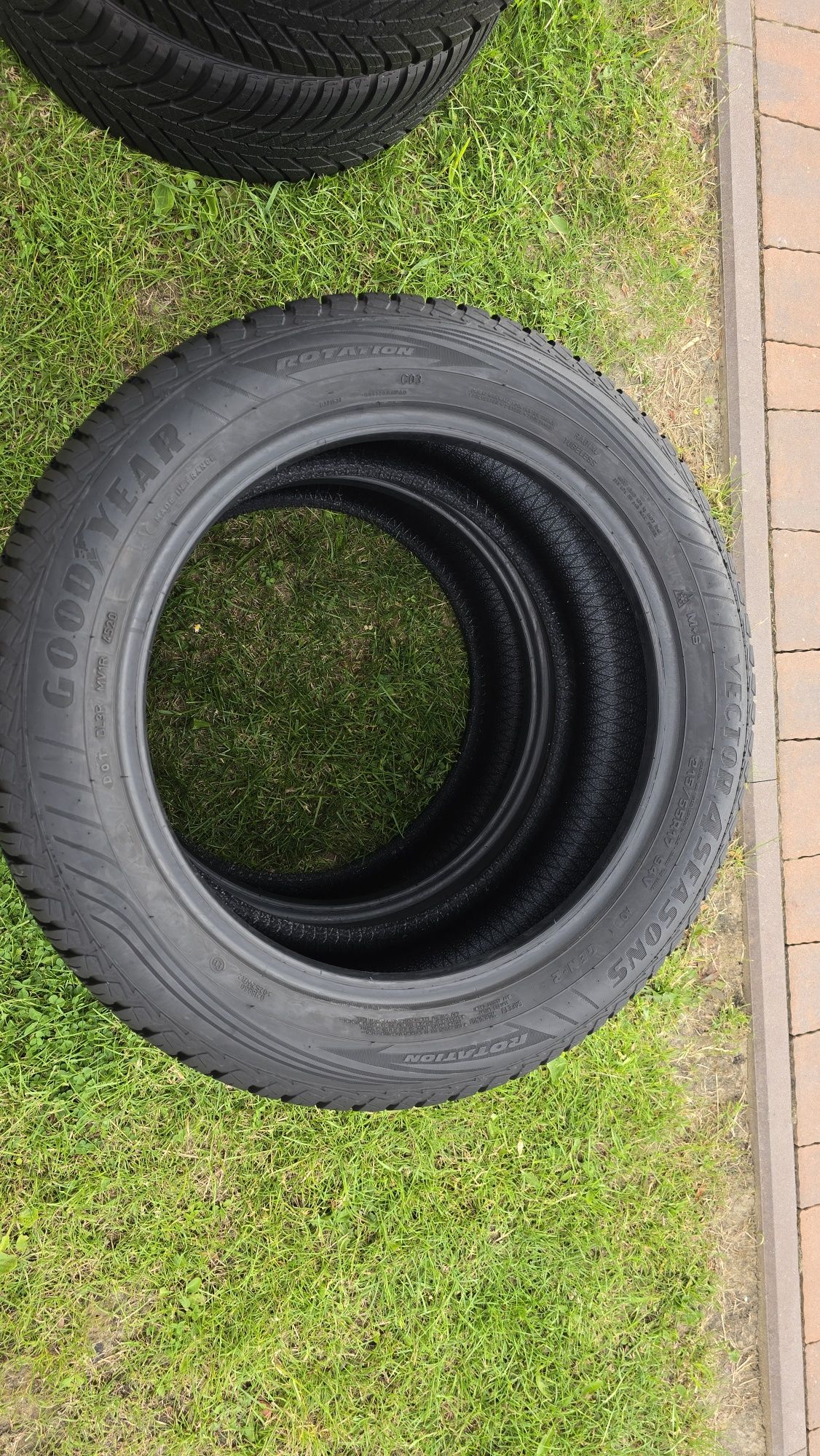 215/55R17 Goodyear opony całoroczne. Idealne. Wysyłka, montaż.