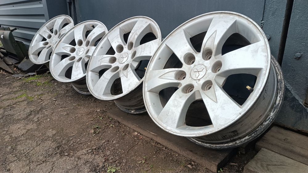 Диски колісні mitsubishi pajero