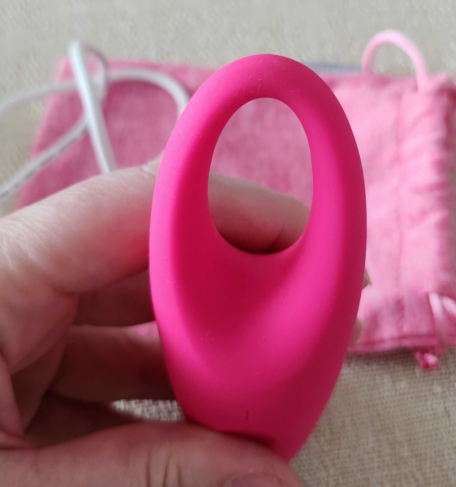 Urządzenie do masażu okolic oczu Foreo IRIS 2 kolor Fuchsia
