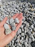 Grys granitowy szary z dostawą kamień naturalny tona z dostawą + głaz