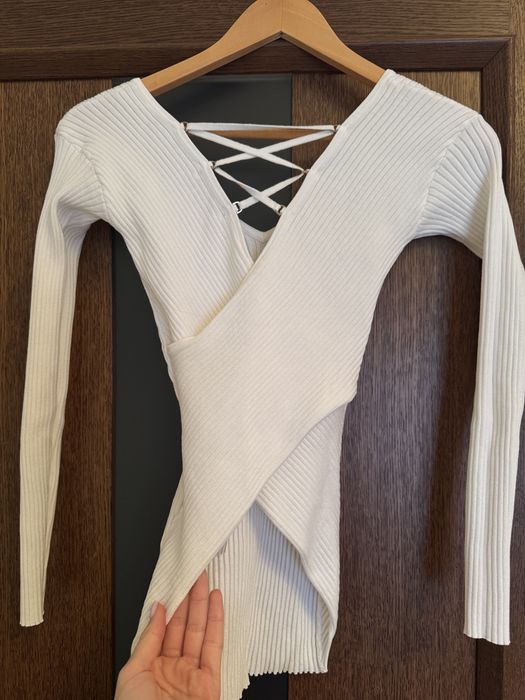 Лонгслів Guess білого кольору