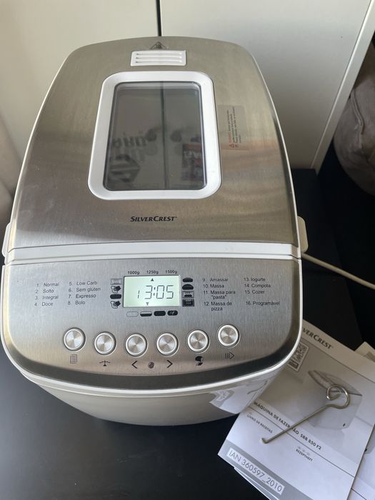 Máquina de Fazer Pão Silver Crest SBB 850 F2 — Nova, Nunca Usada