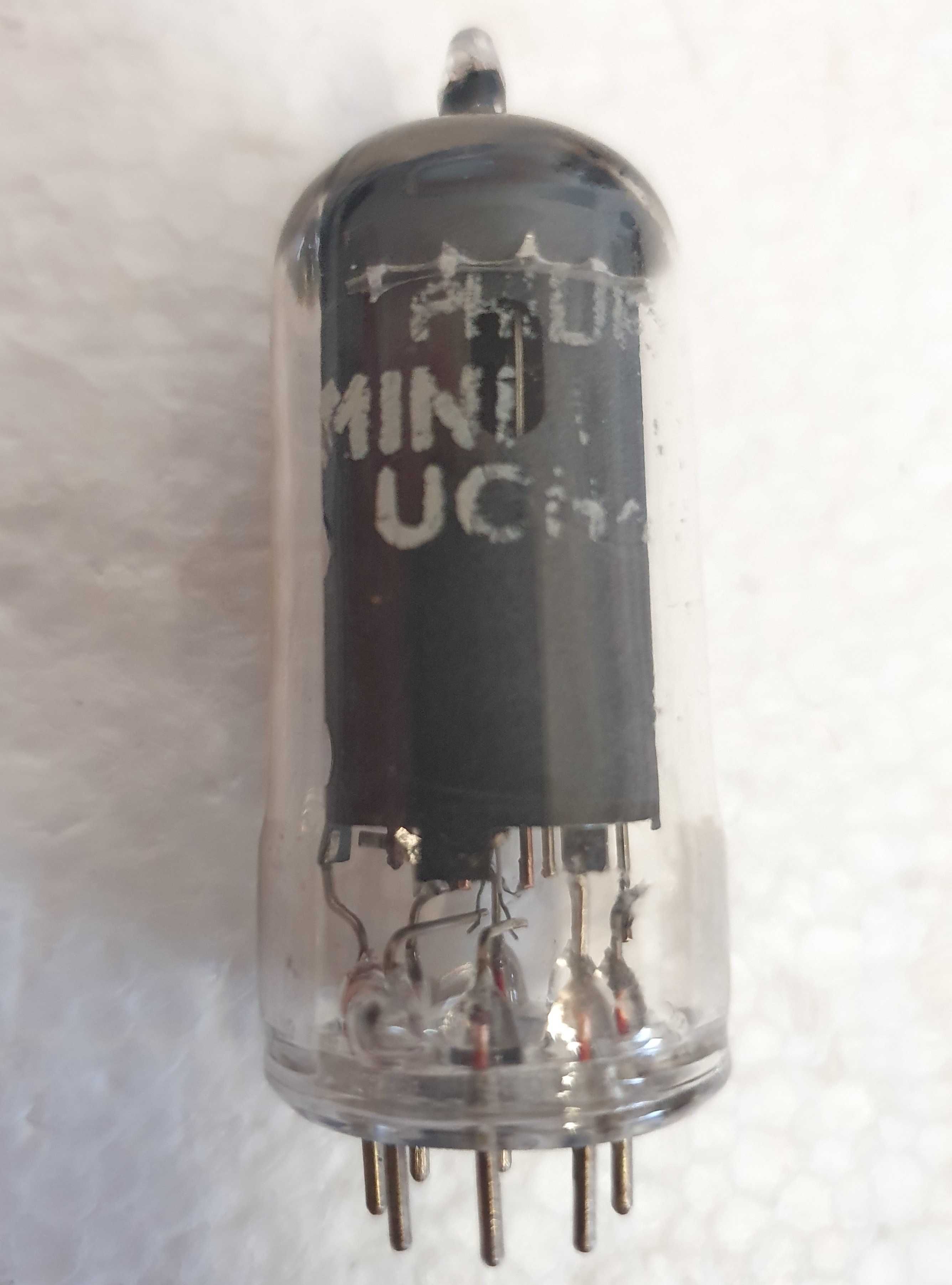Válvulas de eletrónica antigas