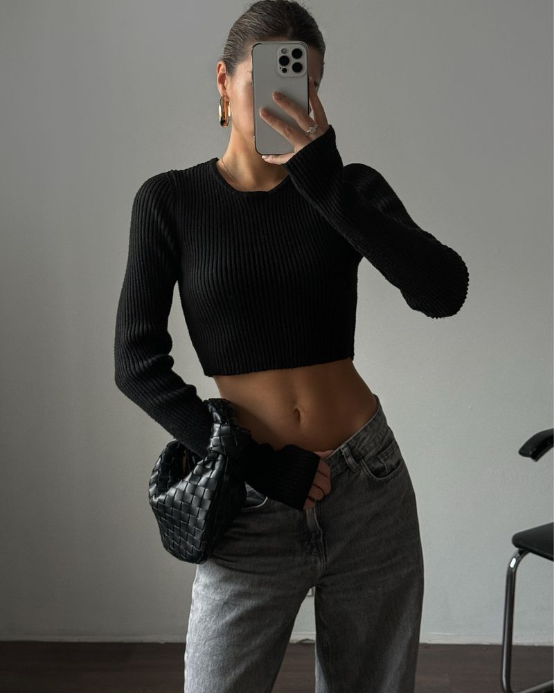 вʼязаний топ Causetume
