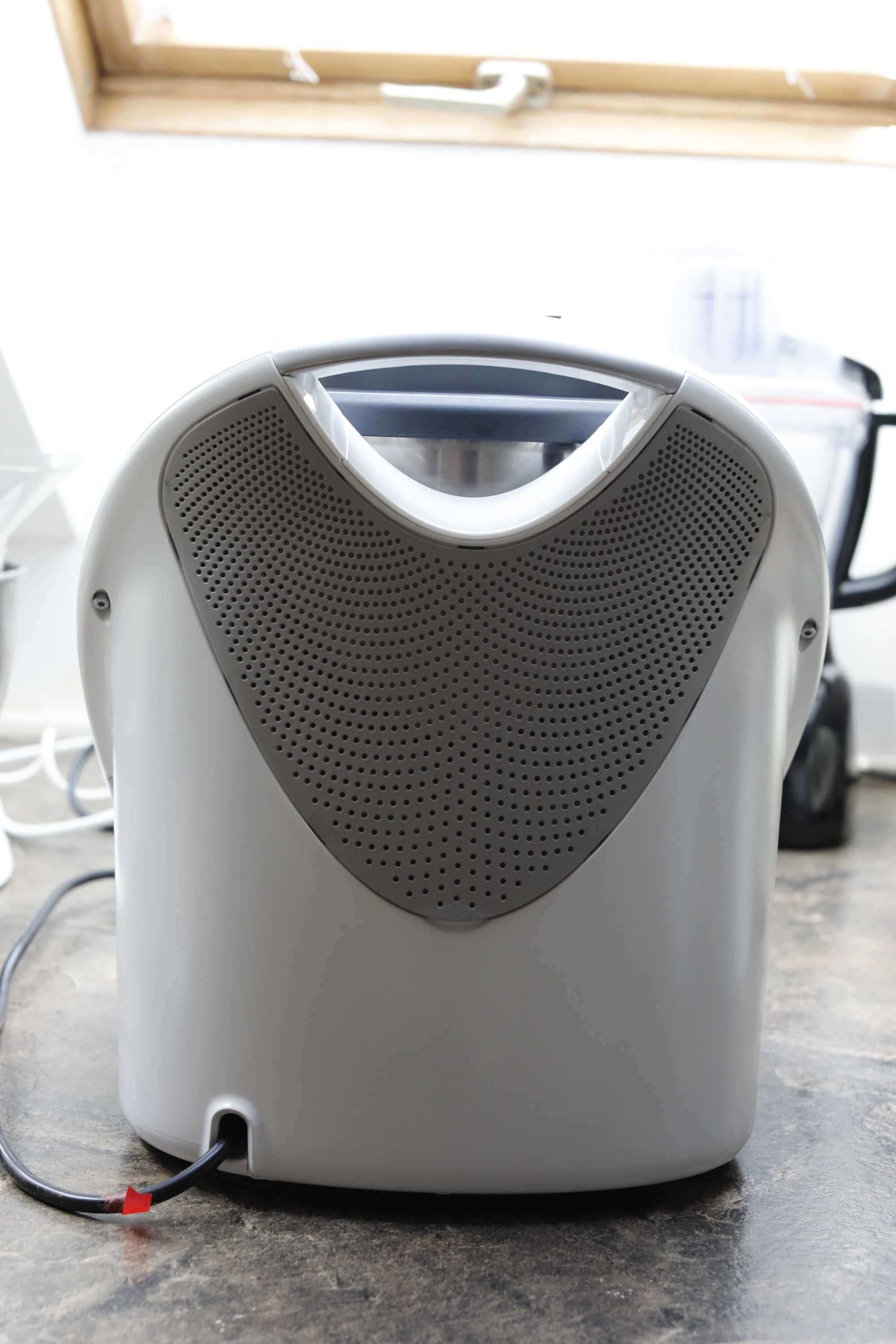 THERMOMIX Worwerk model TM6, kolor biały, stan bardzo dobry