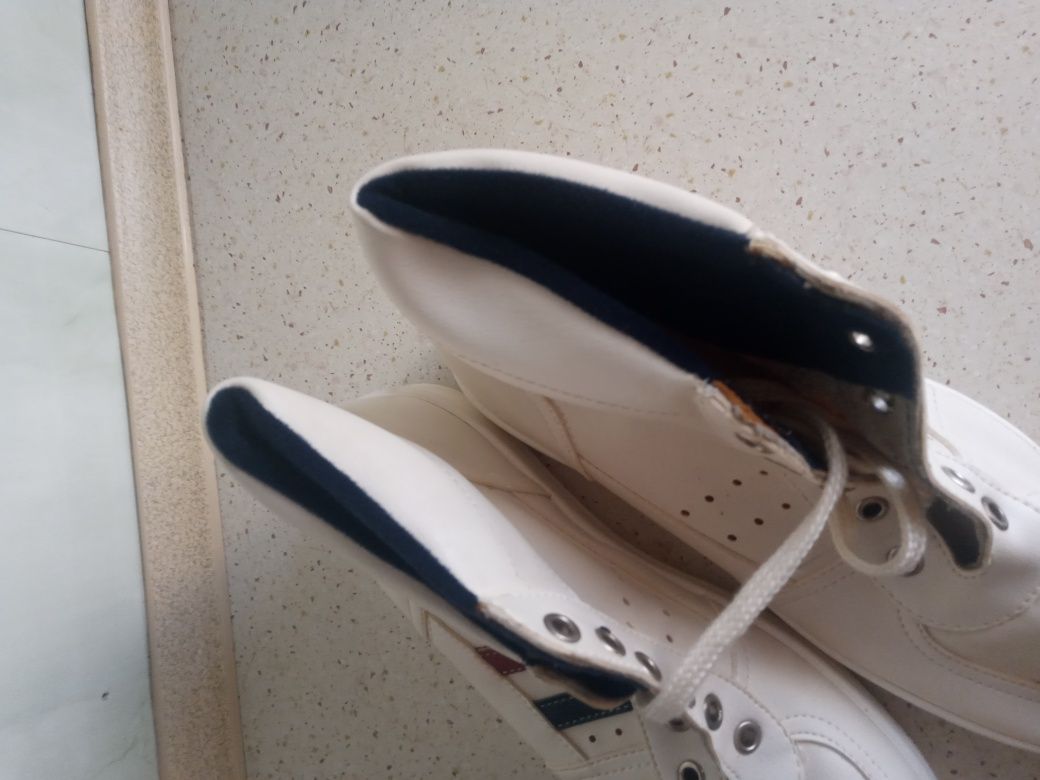 Buty sportowe pamiątka łukbut rozmiar 37
