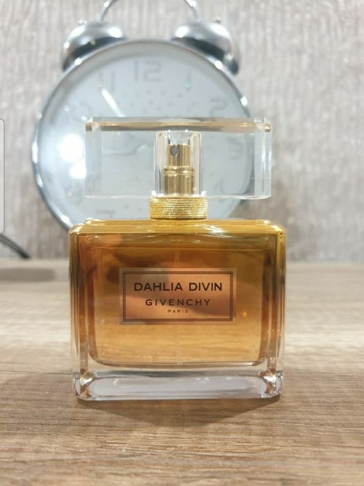 Oryginalne Givenchy Dahlia Divin Le Nectar Intense 75ml