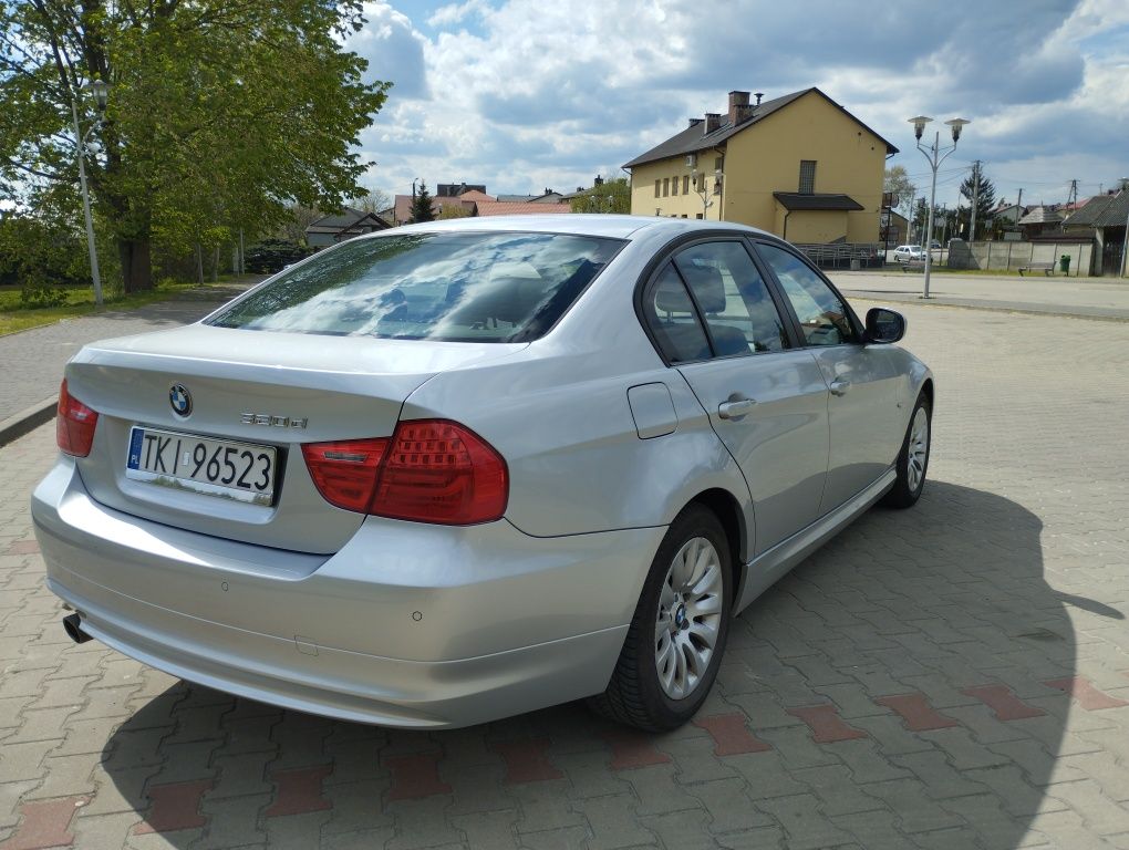 BMW E90 320 d 177 KM po lifcie, xenon.2009r