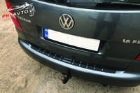 Накладка на бампер VW Touran 2003-2010 Нержавейка в карбоне