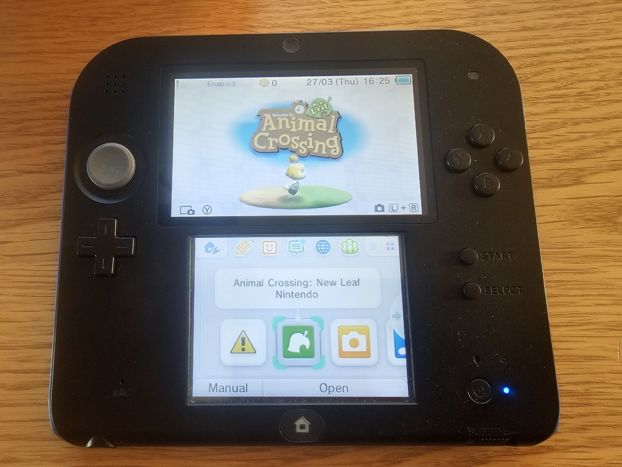 Nintendo 2ds + 7 gier