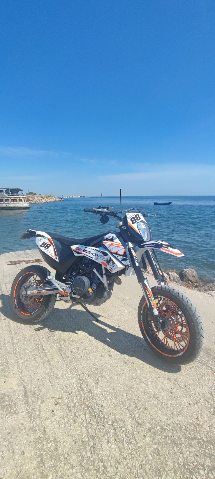KTM 690 SMC 2010