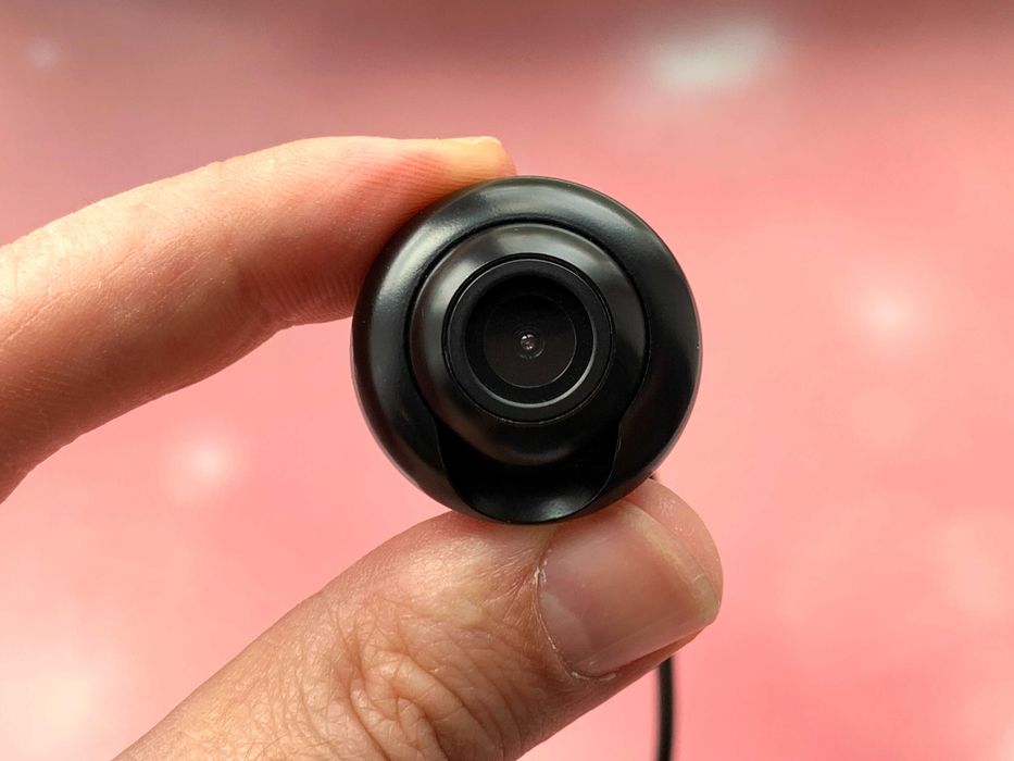 Удобнейшая камера переднего и заднего вида