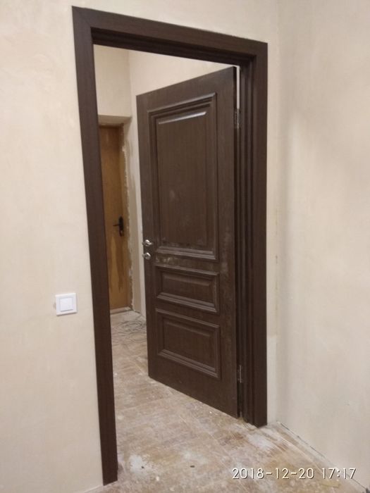 Монтаж встановлення міжкімнатних дверей врізка  замків демонтаж