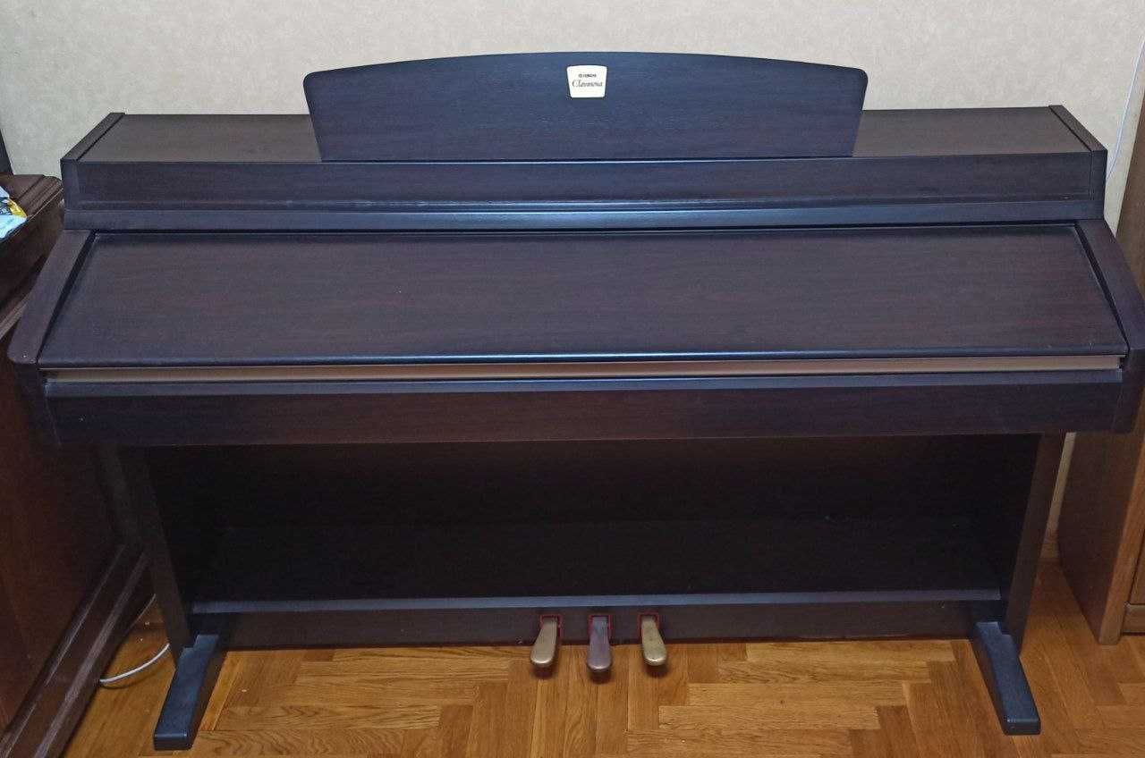 Цифровое пианино Yamaha Clavinova CLP-230