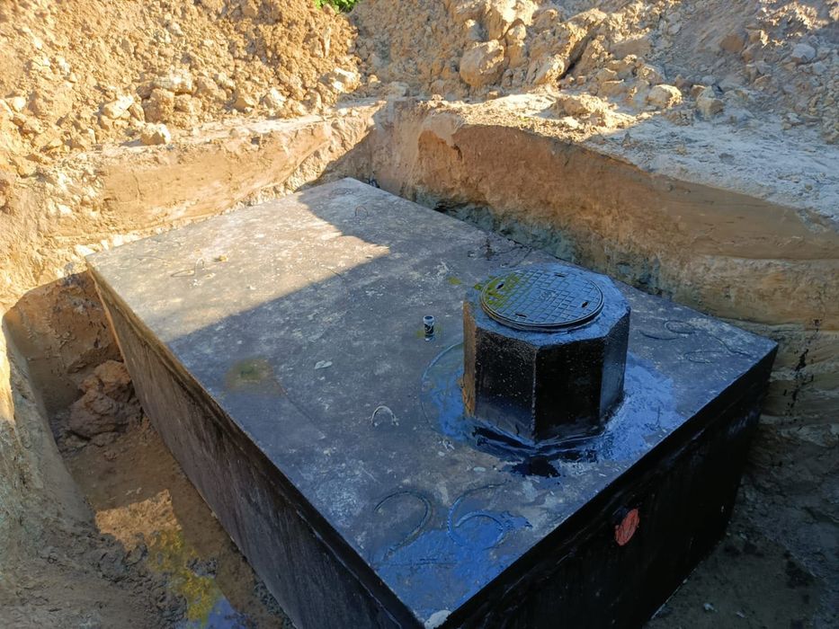 Zbiornik na nieczystości, szambo, deszczówkę