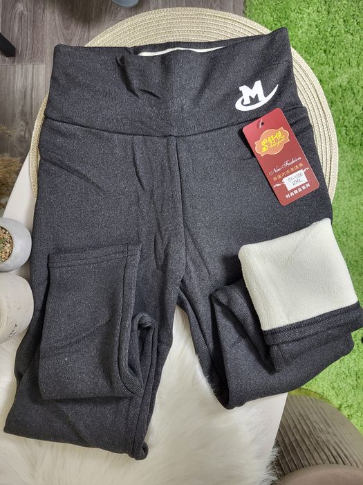 Якісні лосини в рубчик на білому флісі, лосіни термо теплі зимові