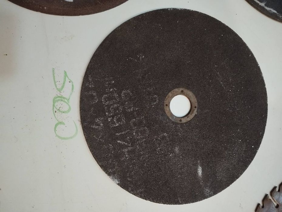 Продам отрезные диски