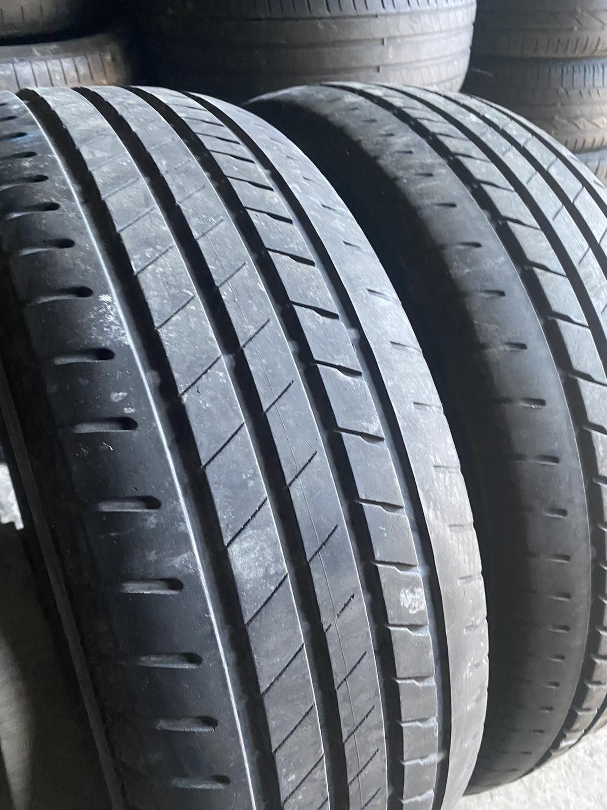 225.60.18 Bridgestone 2шт лето БУ склад шины резина из Европы 60 R18