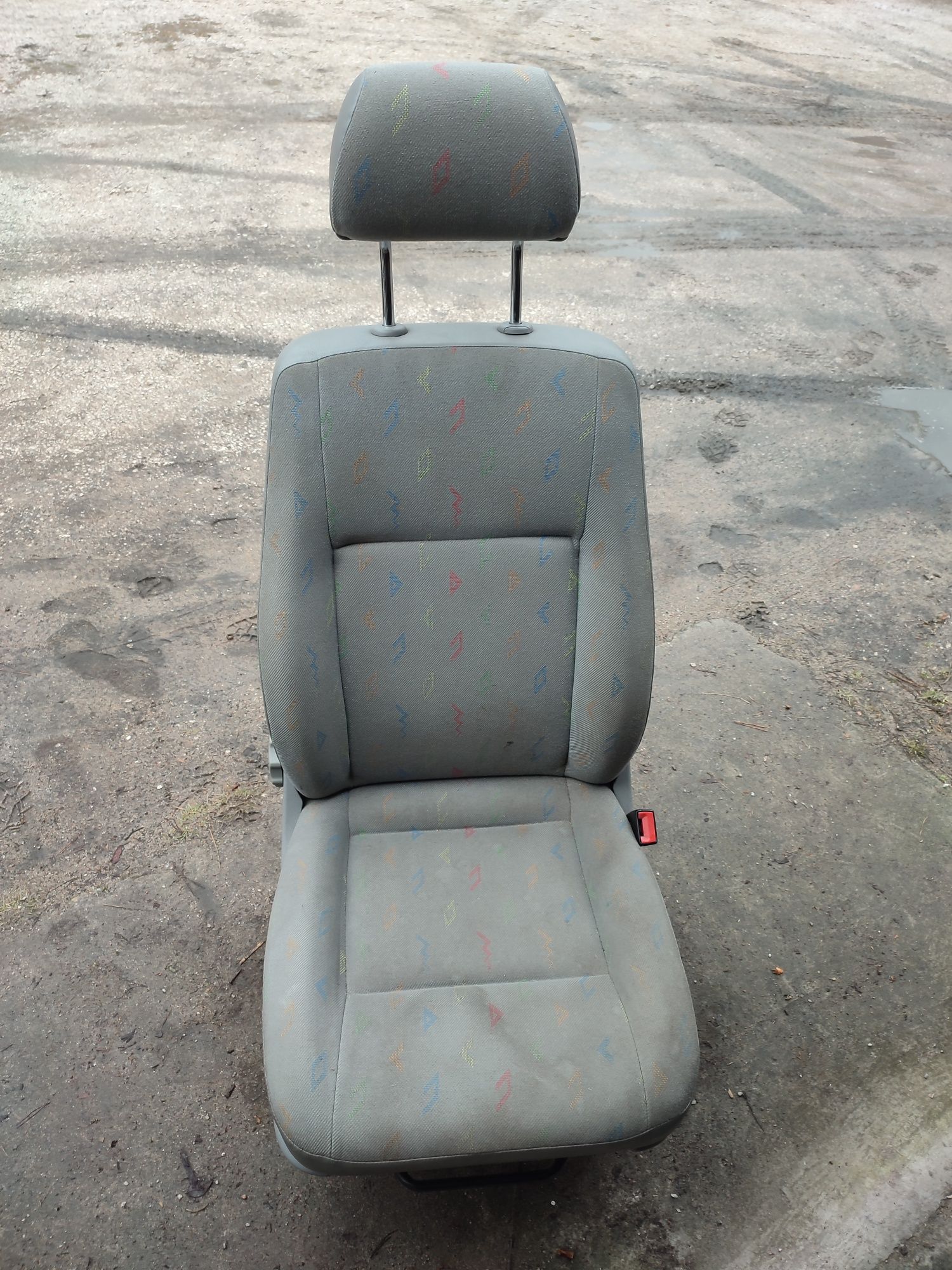 Fotele VW t5 3+1
