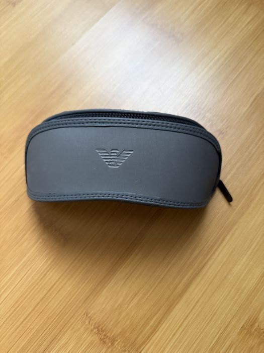 EMPORIO ARMANI - футляр для окулярів