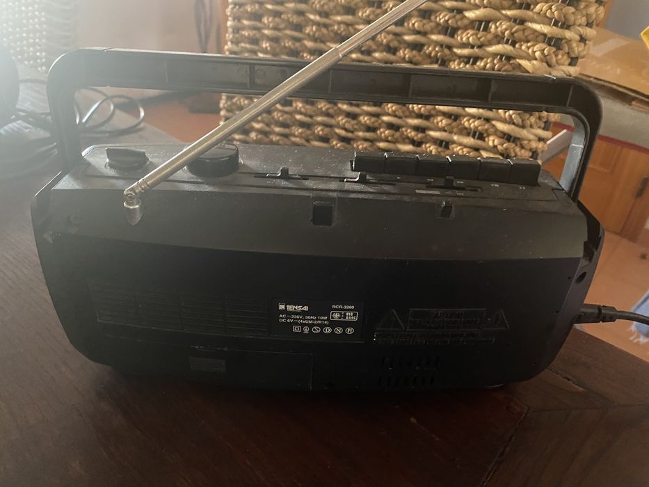 Radio da marca Tansai