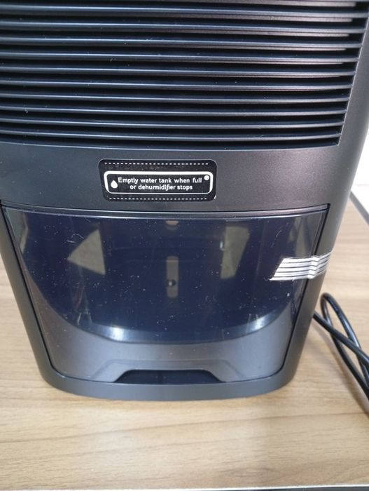 Elektryczny osuszacz powietrza do domu knka