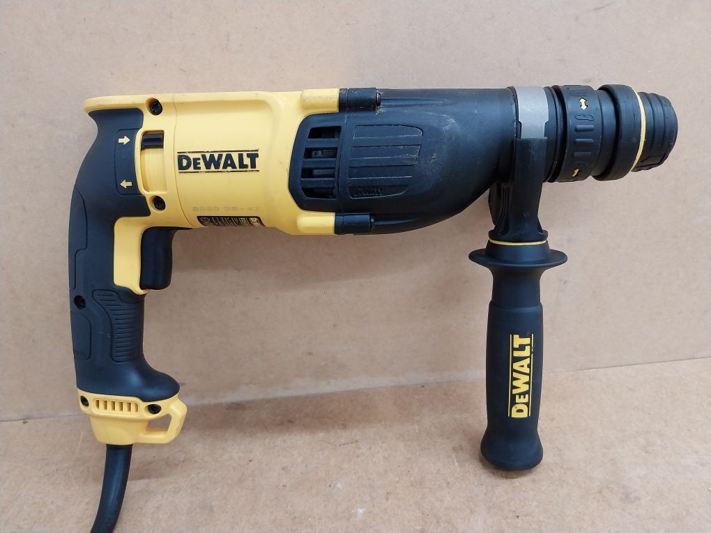 DeWalt D25134 qs Młotowiertarka Udarowa 3Funkcje SDS Plus 800W 2020r