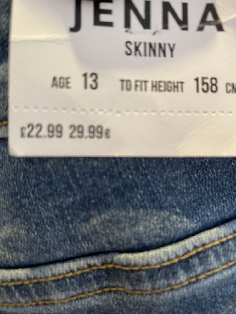 Jeansy dla nastolatki SKINNY