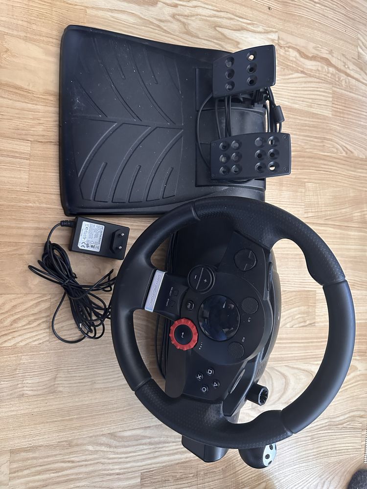 Kierownica logitech driving force gt