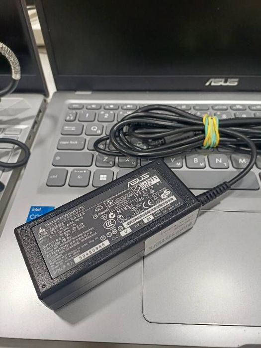 Ноутбук ASUS X1500EA