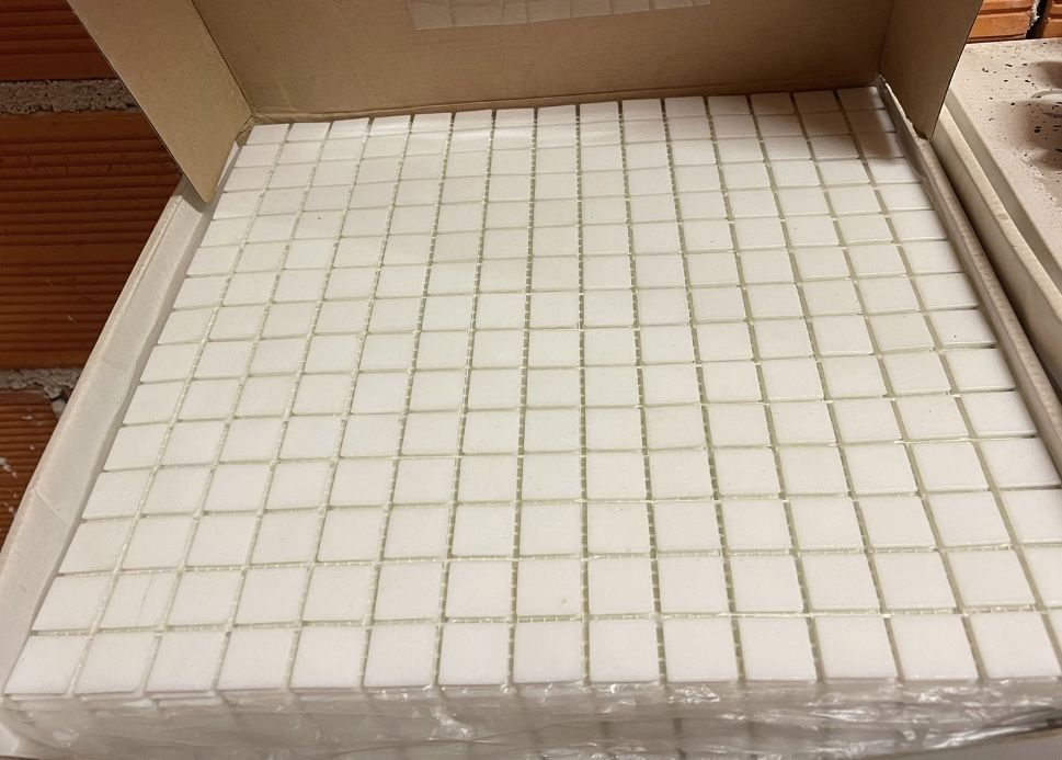 Pastilha branca para piscina