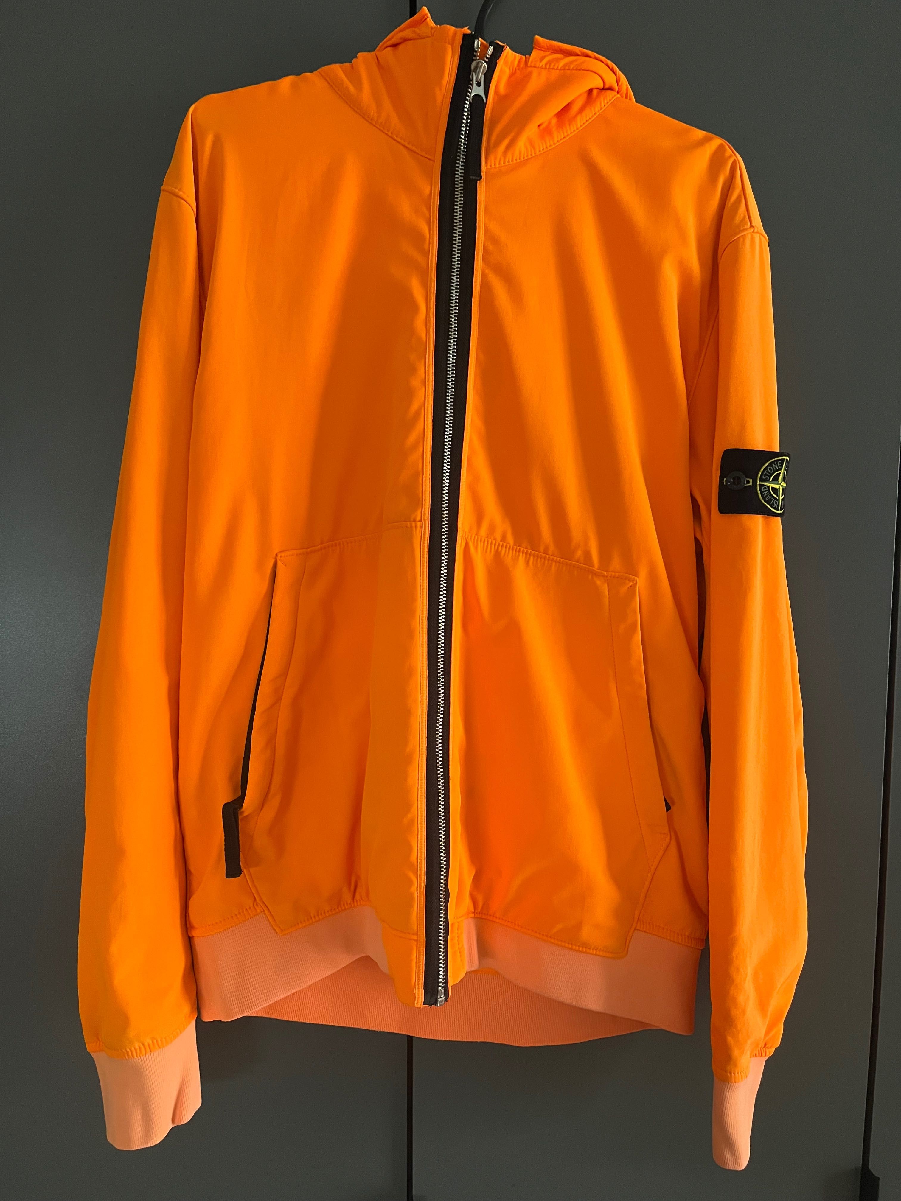 STONE ISLAND Light Soft Shell-R Hooded Jacket Size L Orange